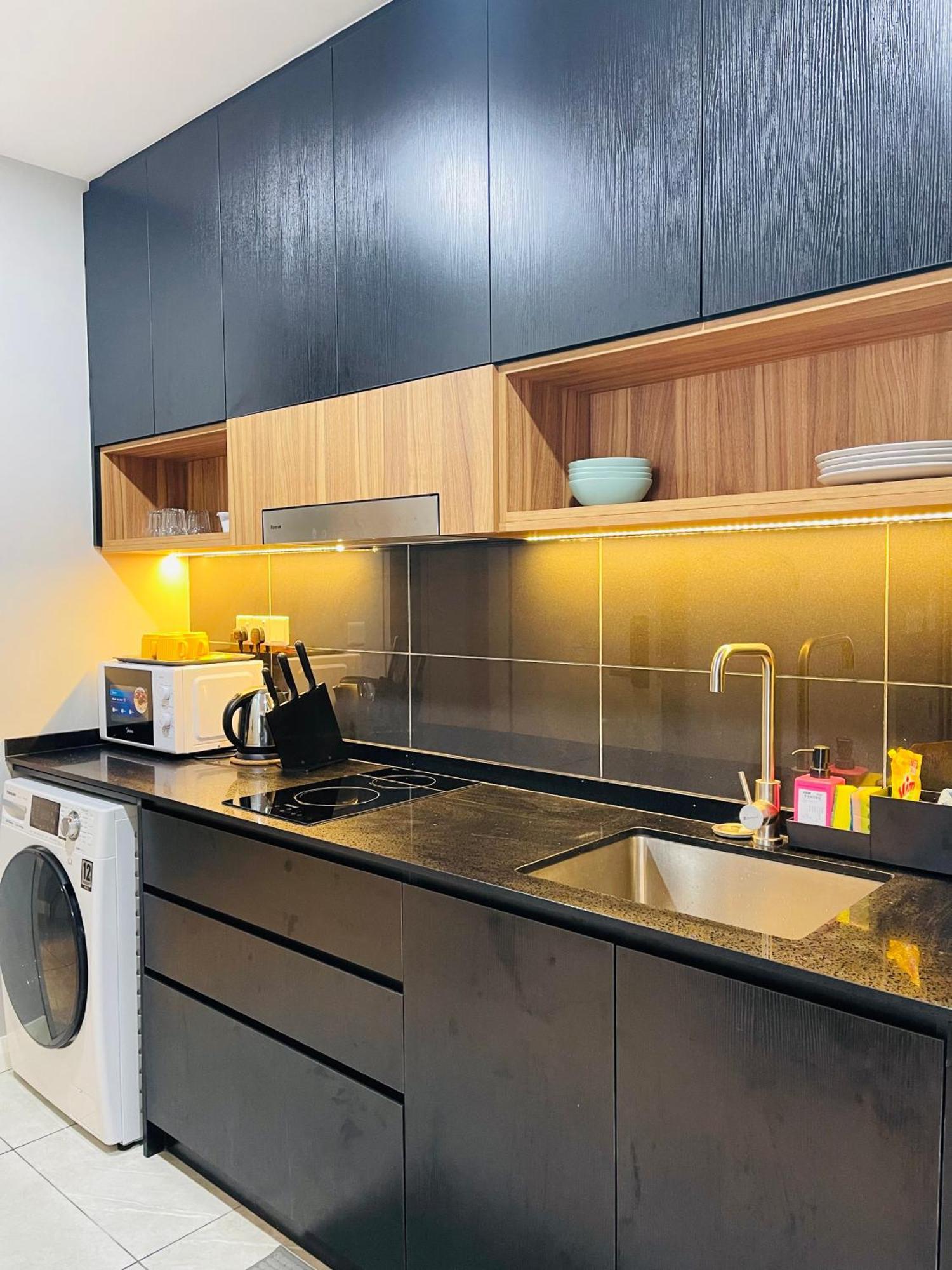 Axon Premium Kl Apartment *