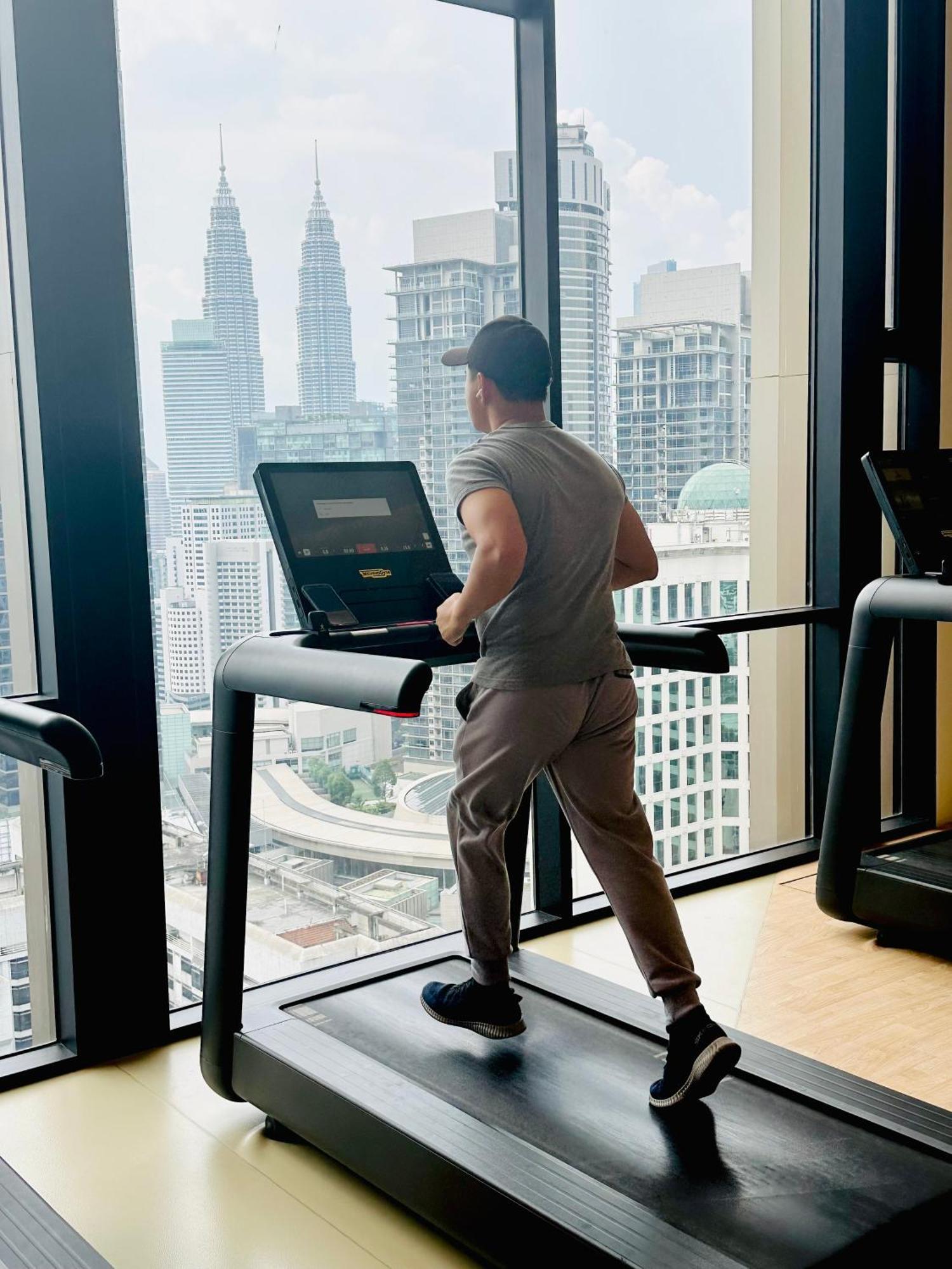 Axon Premium Kl Apartment