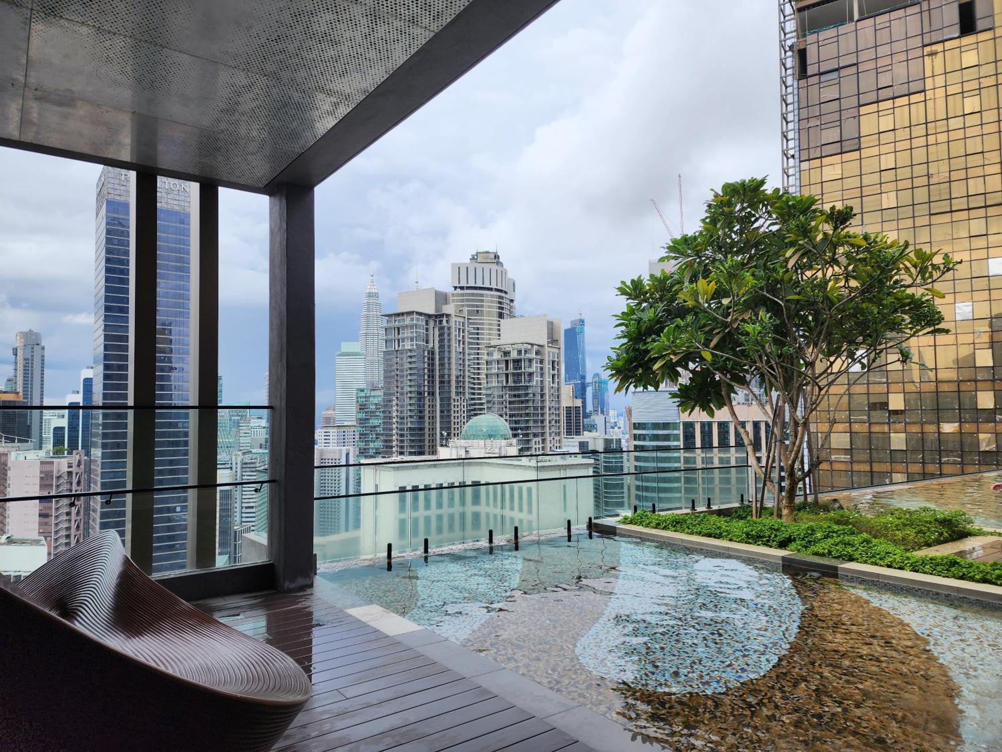 Axon Premium Kl Kuala Lumpur